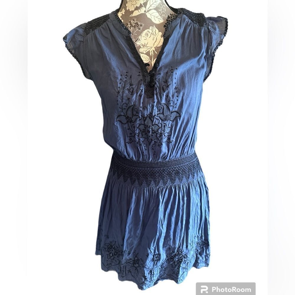 Free People embroidered 100% cotton boho navy mini dress - Size Small